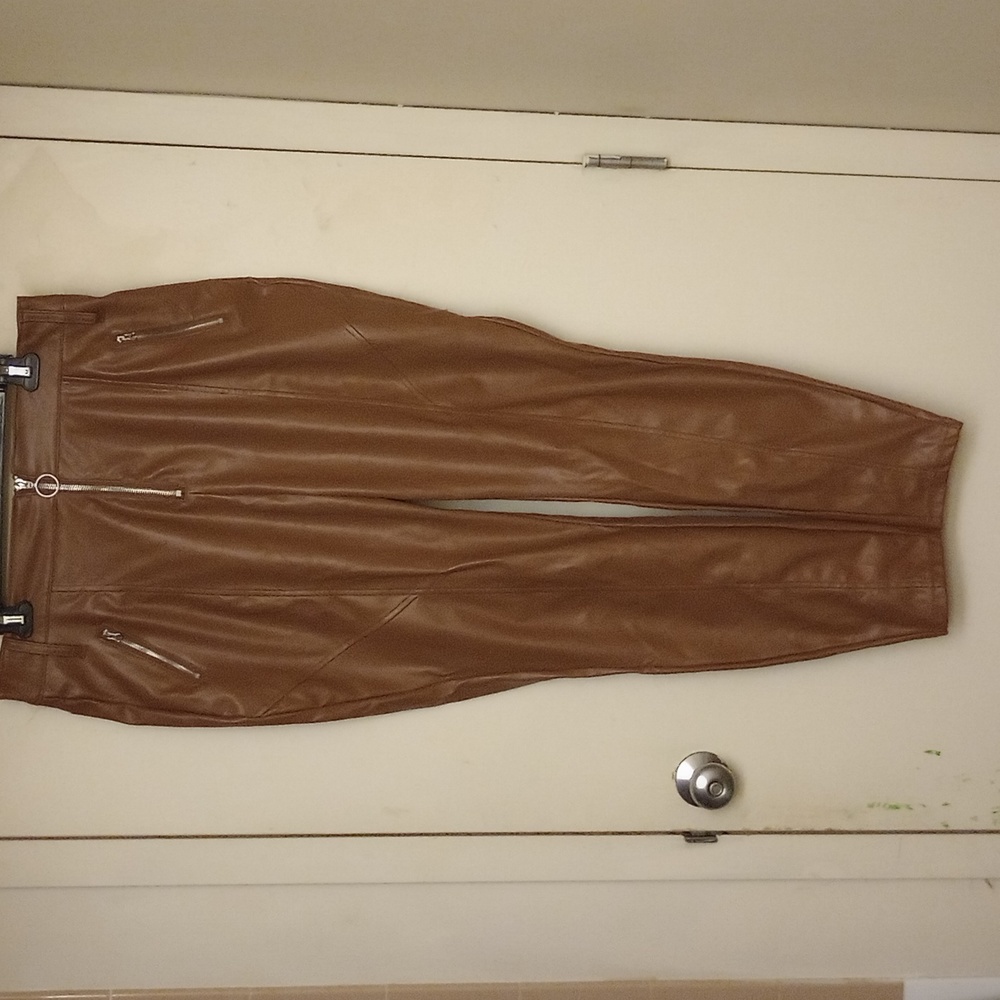 High Waist Ankle Length Zip Up Leather Pants